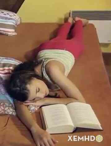 捷克女孩和韩国男人免费观看