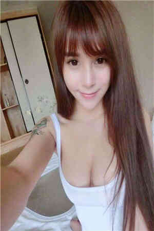 迪奥新家的员工HD免费观看