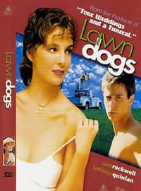 割草叔叔/扮狗脸的日子/草坪狗免费观看